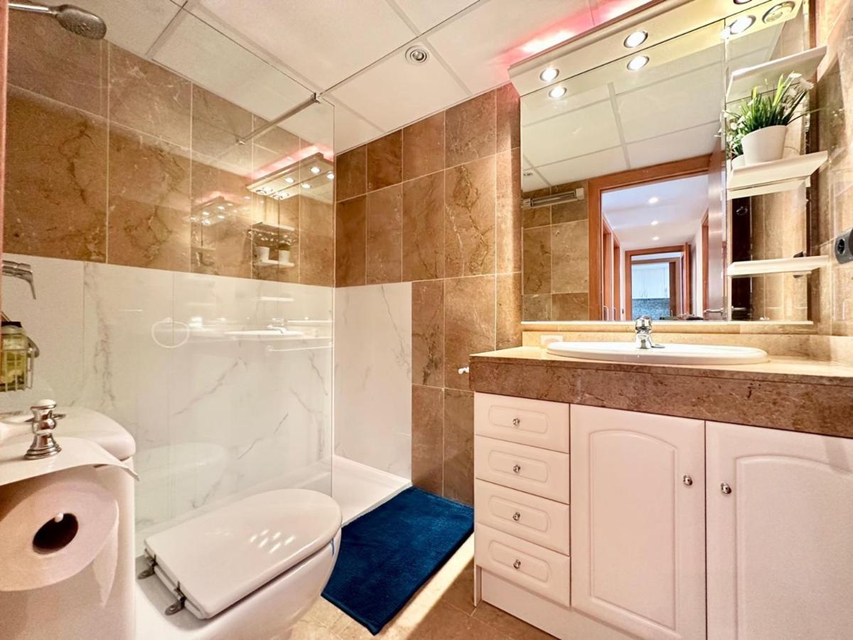 Marina Park Roses Apartment Ngoại thất bức ảnh